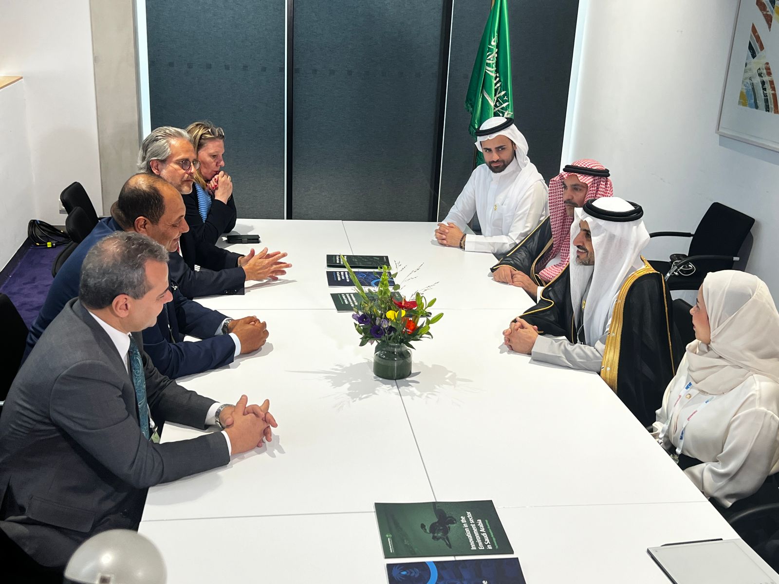 على هامش فعاليات “جرين تك” في أمستردام.. نائب وزير الزراعة يبحث مع نظيريه الهولندي والسعودي تعزيز التعاون الزراعي المشترك