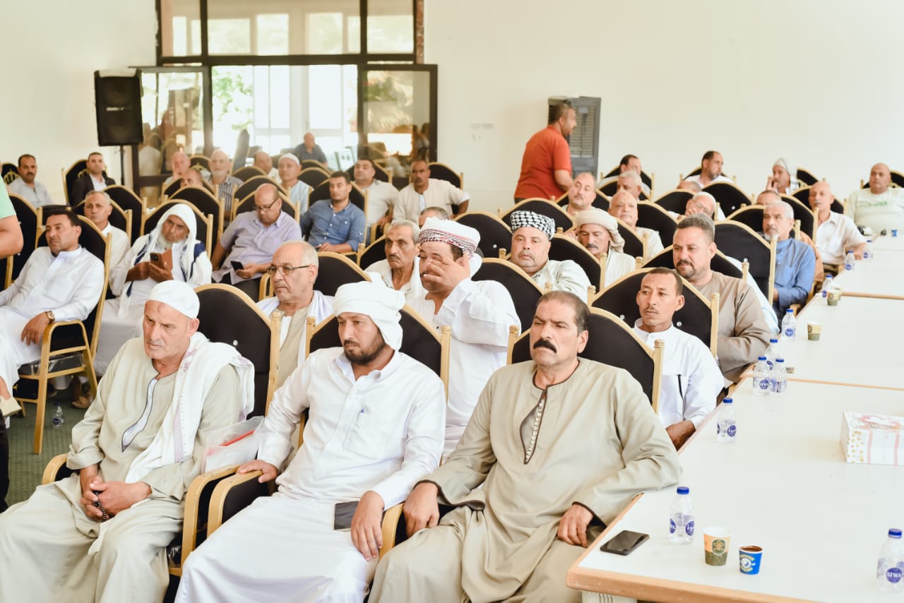 وزير الزراعة يستعرض جهود وأنشطة قطاع استصلاح الأراضي خلال الأسبوع الماضي: 3 32