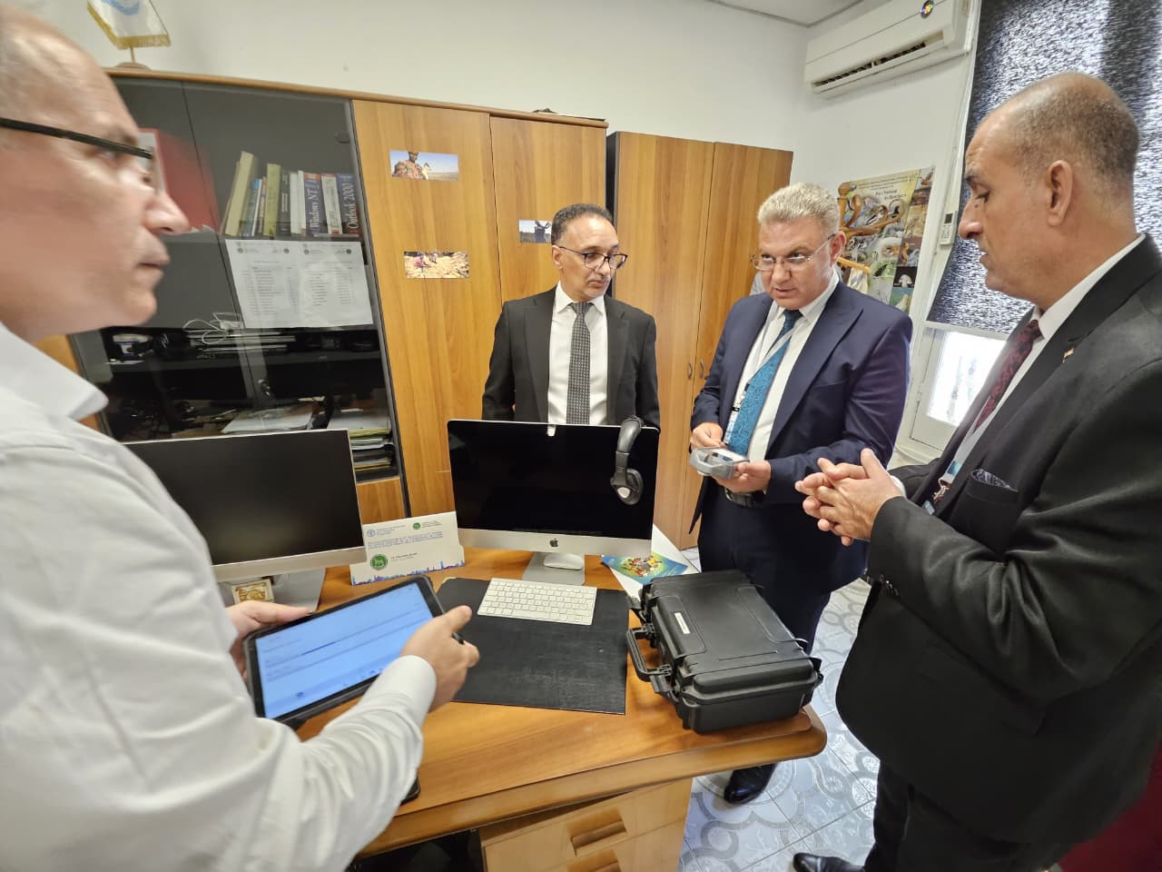 بتكليفات من "فاروق".. مصر تعزز التعاون الإقليمي في مكافحة الجراد الصحراوي للحد من مخاطر انتشاره ومتابعة الوضع في دول التكاثر 3 52 1