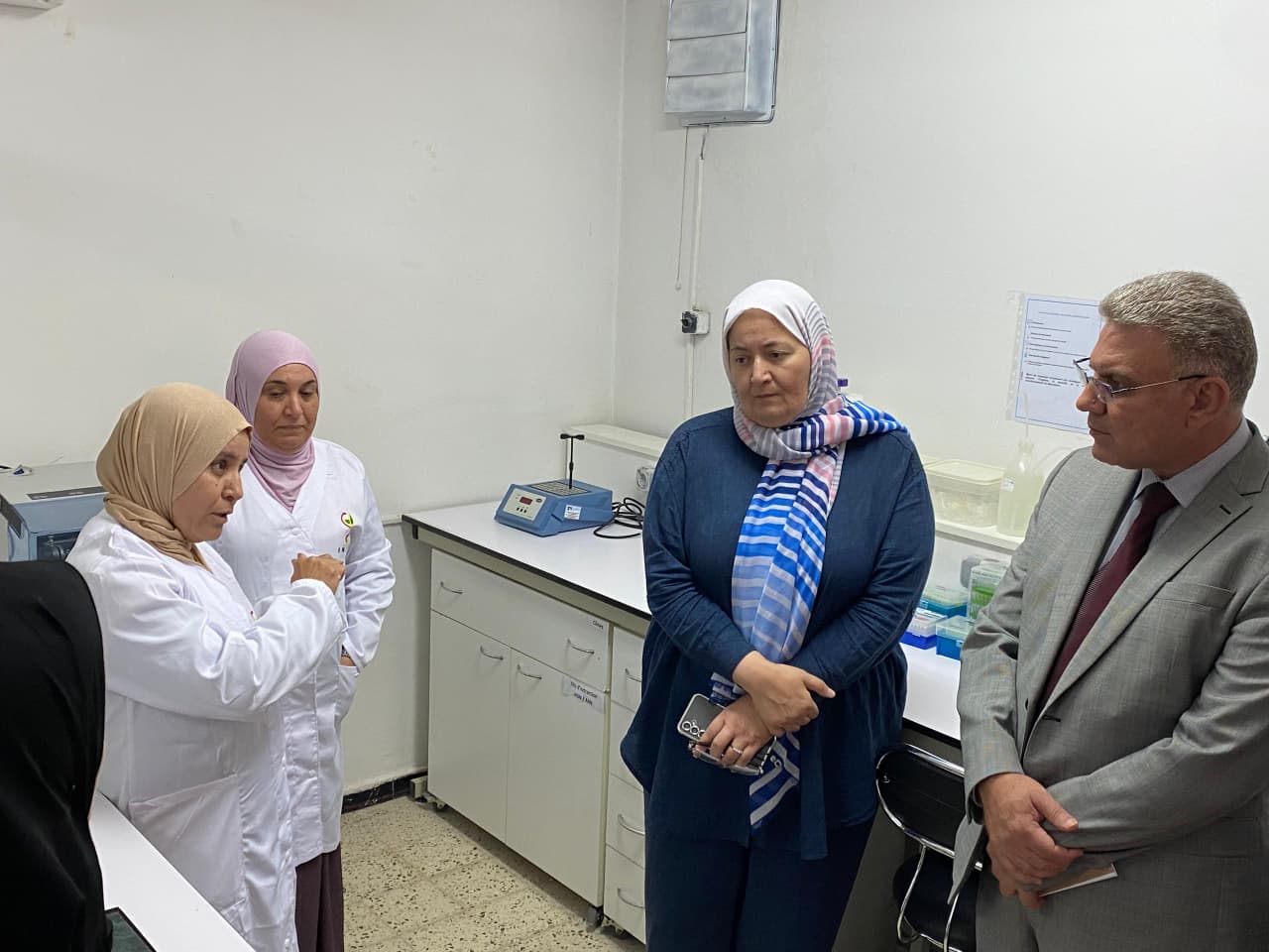 بتكليفات من "فاروق".. مصر تعزز التعاون الإقليمي في مكافحة الجراد الصحراوي للحد من مخاطر انتشاره ومتابعة الوضع في دول التكاثر 5 54 1