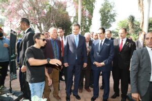 وزير الزراعة ورئيس جامعة القاهرة يفتتحان معرض كلية الزراعة للبساتين بجامعة القاهرة في نسخته الأولى 2025 3 59d73088 cdcb 4e34 a4f0 a28c85c298f9