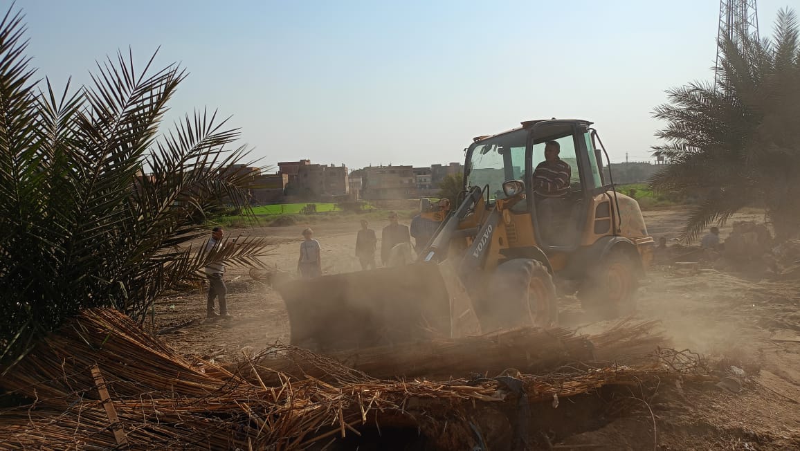 "الزراعة" تتابع إزالة التعديات على الأراضي الزراعية ضمن حملة مكبرة بالجي 3 10