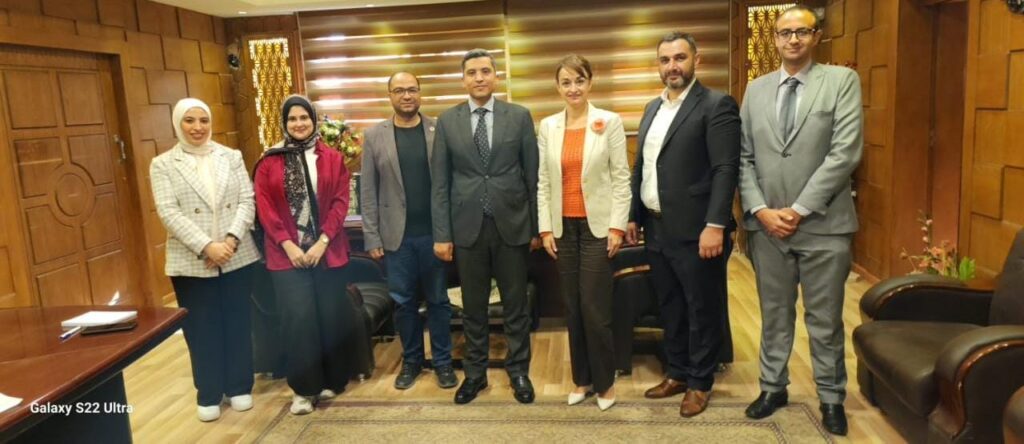 c1ff0a00 5768 42ae 93a1 1dbdd25fc86f