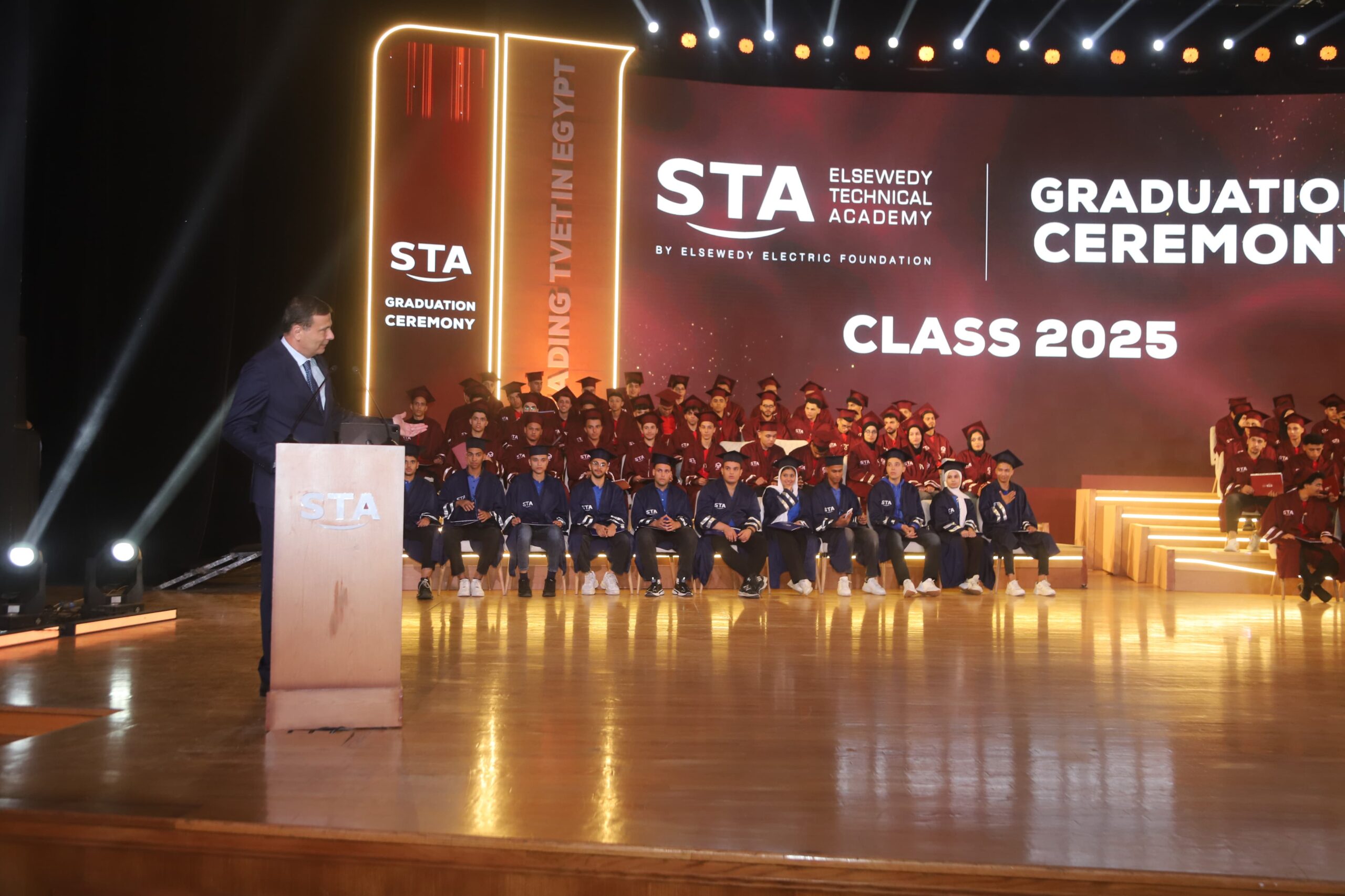وزير الزراعة يشهد حفل تخرج الدفعة الـ 12 لأكاديمية السويدي للتعليم الفني 5 IMG 20251206 WA0028 scaled