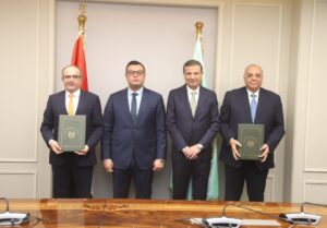 f9832dd5 b41d 4f01 8c8b f1b082094b8b