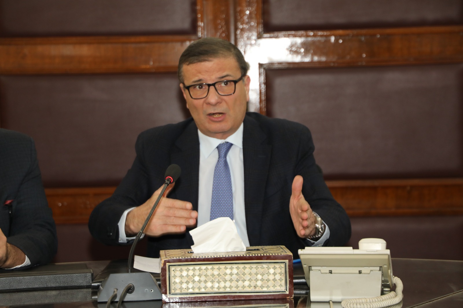 وزير الزراعة يستقبل عدد من مزارعي ومنتفعي الإصلاح الزراعي.. ويوجه بصرف الأسمدة لمنتفعي الإصلاح الزراعي فوراً دون ربطها بالمديونيات 2 IMG 20260109 WA0006