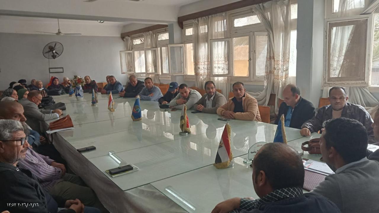 "الزراعة" تكثف جهودها التوعية لتعزيز منظومة "الزراعة التعاقدية" بمحافظة البحيرة 5 IMG 20260227 WA0015